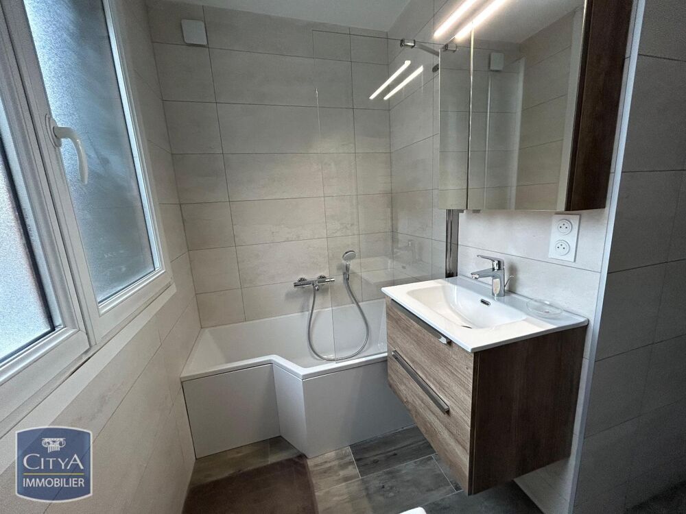 location Appartement - 3 pièce(s) - 54 m² Chambéry (73000)