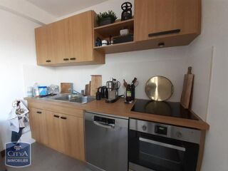  Appartement à louer 4 pièces 111 m²