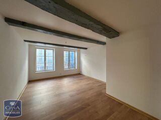  Appartement à louer 3 pièces 85 m²