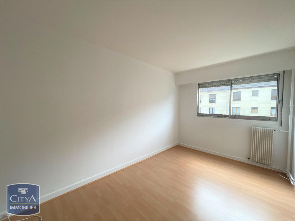 location Appartement - 3 pièce(s) - 66 m² Rambouillet (78120)