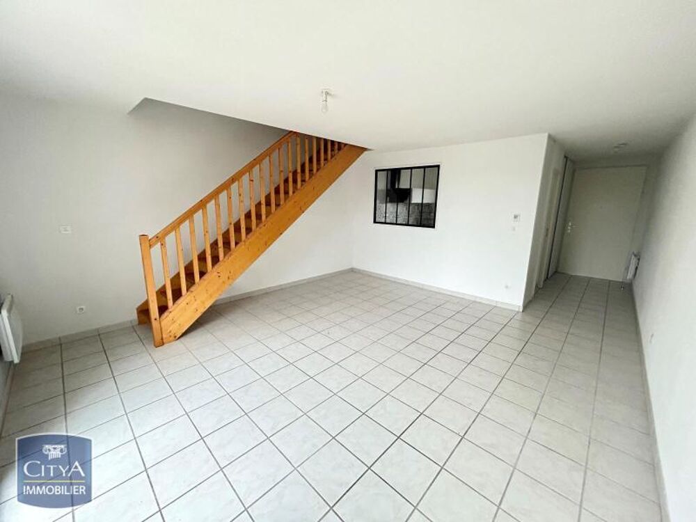 location Appartement - 3 pièce(s) - 68 m² Saint-Éloi (58000)