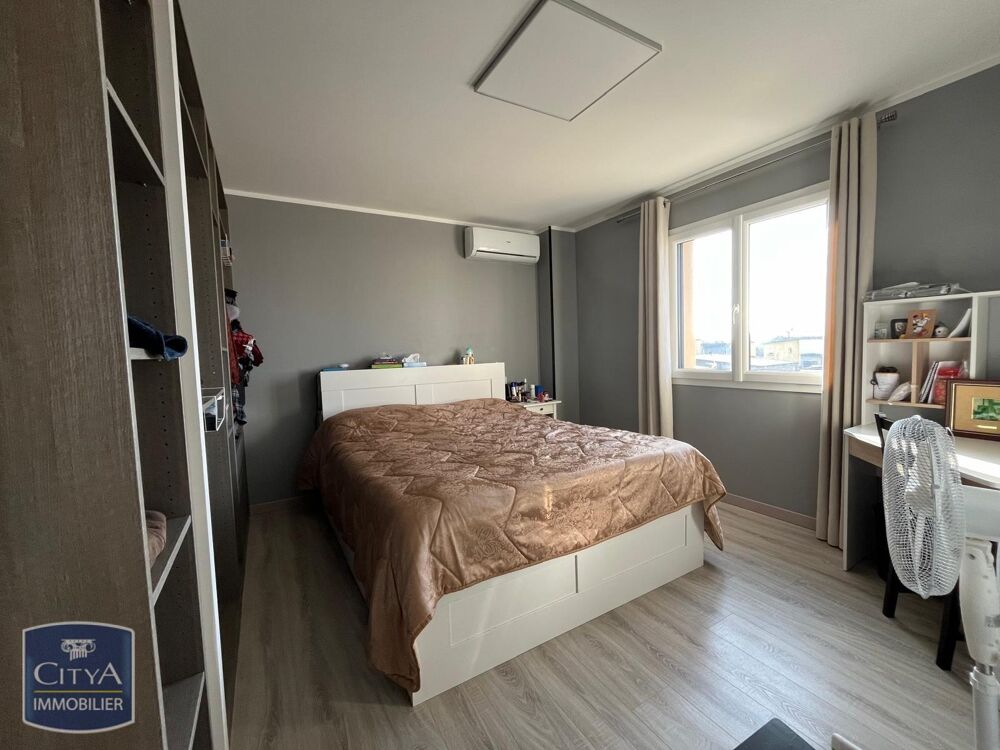 location Maison - 5 pièce(s) - 150 m² Mâcon (71000)