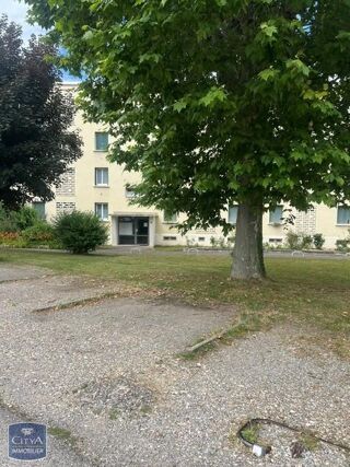  Parking / Garage à louer 