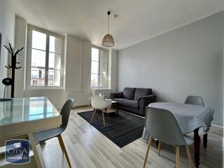  Appartement à louer 2 pièces 35 m²