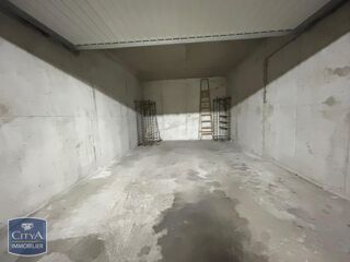  Parking / Garage � louer 10 m�