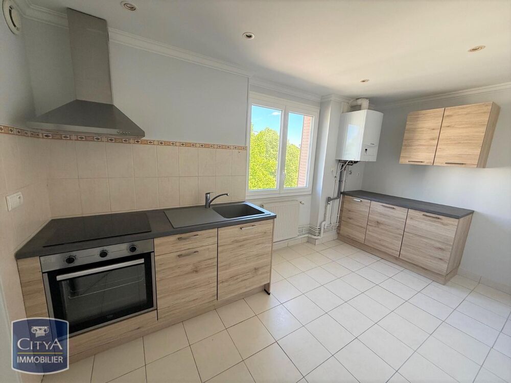 EXCLUSIVITÉ - GRAND APPARTEMENT 3 PIÈCES En location : C....