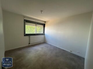  Appartement à louer 3 pièces 65 m²
