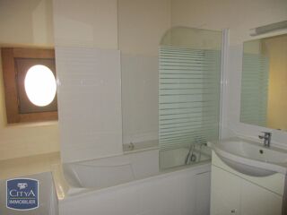  Appartement à louer 3 pièces 61 m²