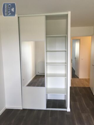  Appartement à louer 3 pièces 67 m²