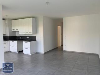 location Appartement - 3 pièce(s) - 64 m² Chassieu (69680)
