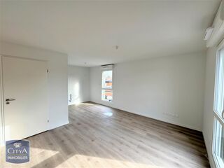  Appartement à louer 2 pièces 43 m²