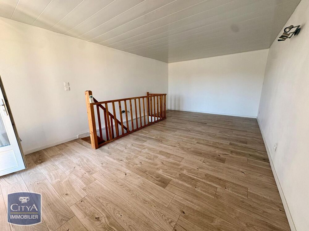 À louer- Appartement T2 à Arveyres Logement récent de 45....