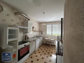  Appartement à louer 4 pièces 83 m²