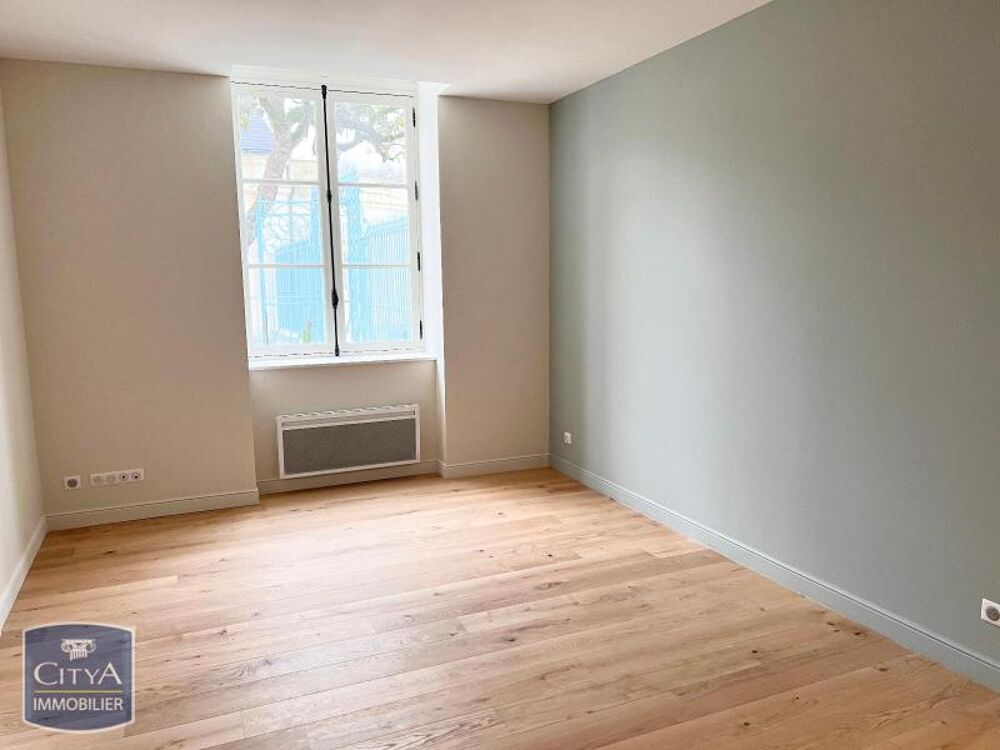 location Appartement - 2 pièce(s) - 57 m² Fontenay-le-Comte (85200)