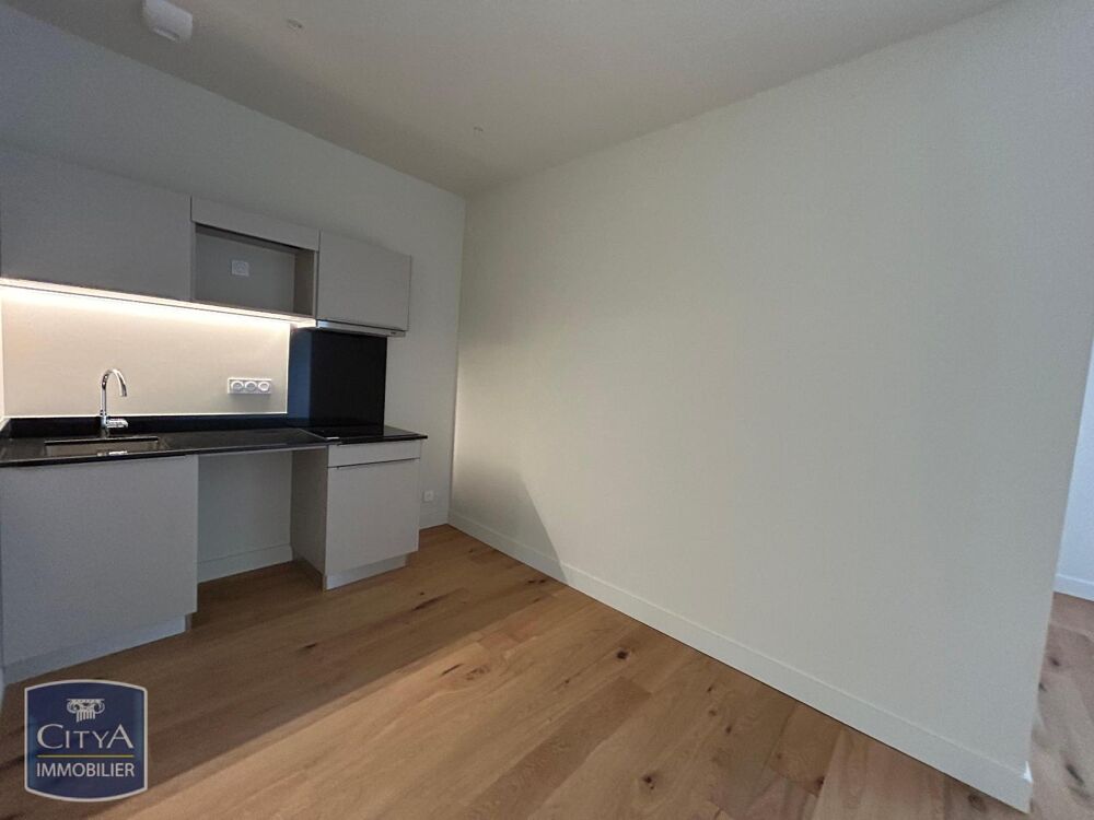 location Appartement - 2 pièce(s) - 55 m² Dole (39100)