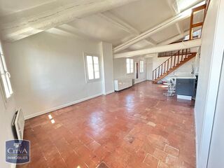  Appartement à louer 2 pièces 67 m²