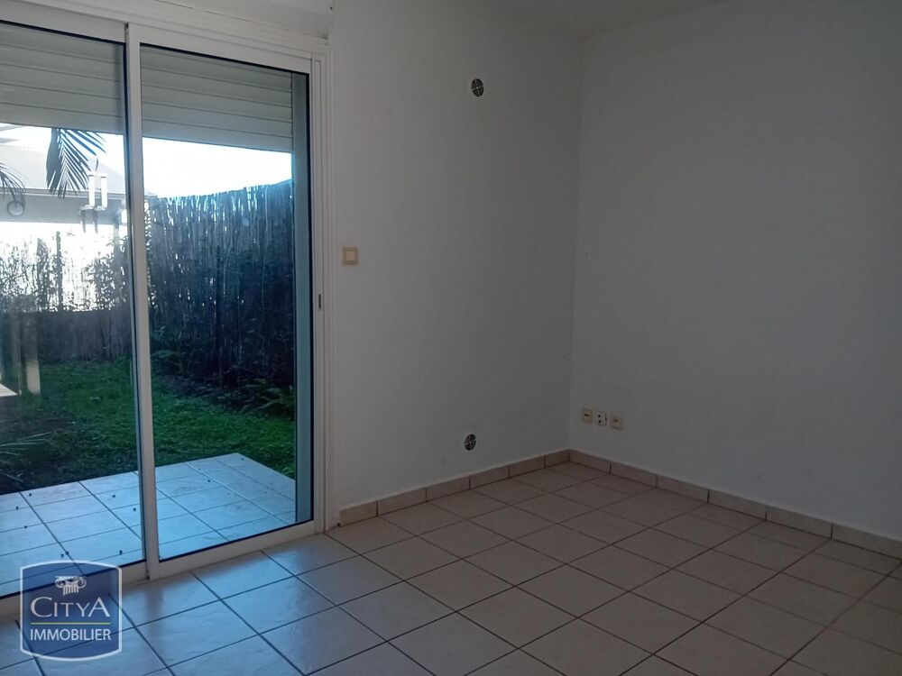 location Appartement - 1 pièce(s) - 21 m² Le Tampon (97430)