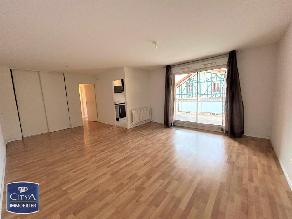 location Appartement - 3 pièce(s) - 68 m² Clermont-Ferrand (63000)