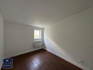  Maison à louer 2 pièces 46 m² Cour cheverny