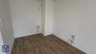  Appartement à louer 1 pièce 28 m²