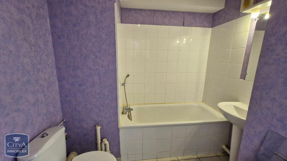 À LOUER : Charmant appartement T1 situé dans le quartier....
