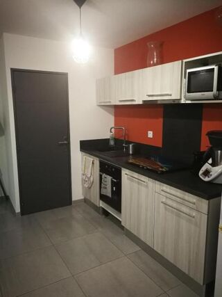  Appartement à louer 3 pièces 63 m²