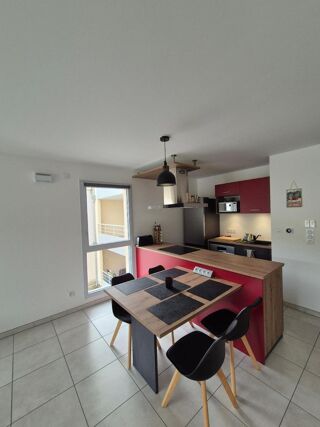  Appartement à louer 2 pièces 50 m²