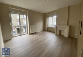  Appartement à louer 4 pièces 66 m²