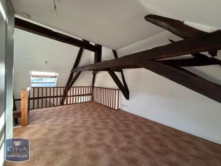  Appartement à louer 3 pièces 82 m²