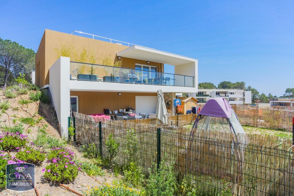 A LOUER DANS RESIDENCE AVEC PISCINE Bel appartement de t....