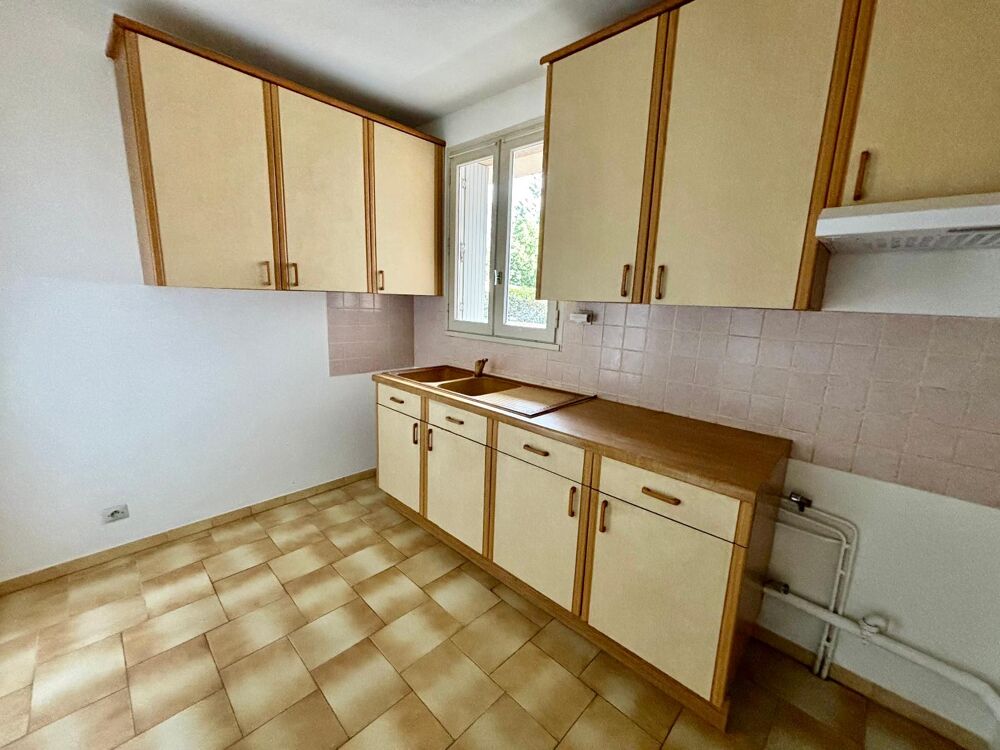 location Appartement - 4 pice(s) - 73 m Aubenas (07200)