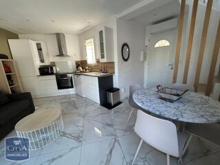  Appartement à louer 3 pièces 44 m²