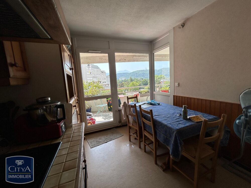 location Appartement - 5 pièce(s) - 101 m² Échirolles (38130)