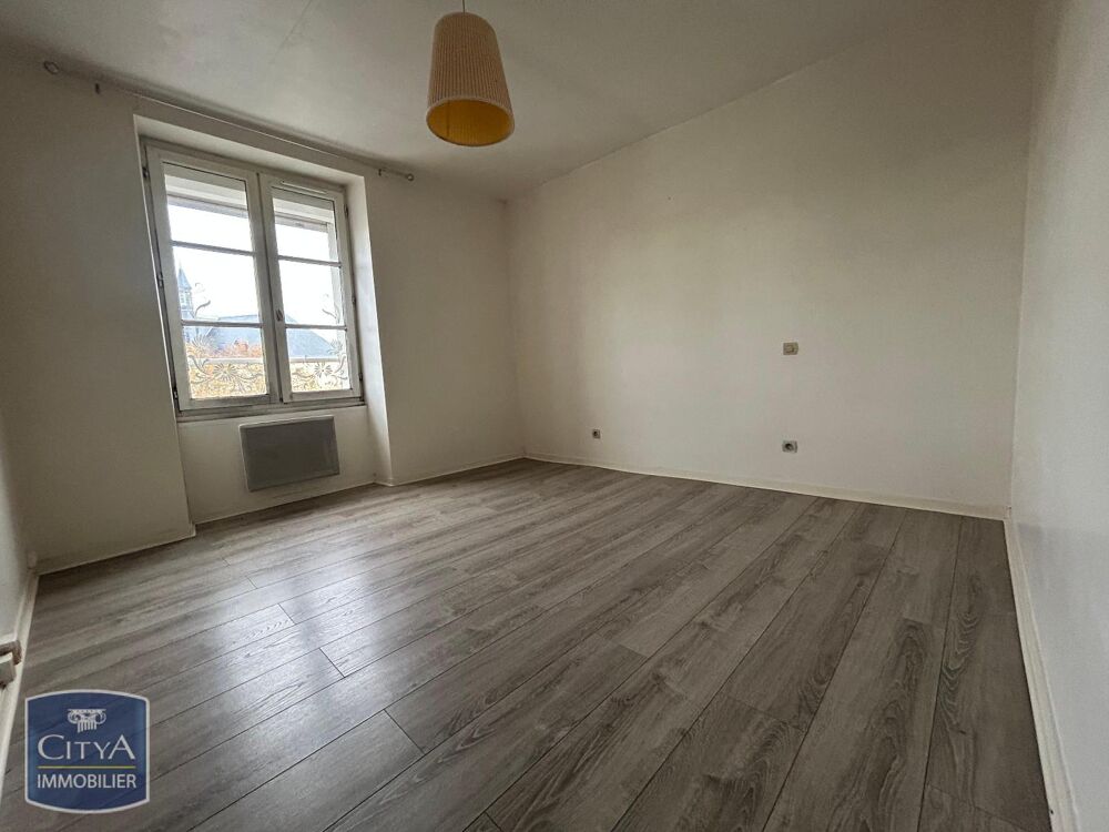 À louer : Appartement T2 situé à Neuville de Poitou, dan....