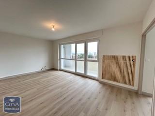  Appartement � louer 4 pi�ces 77 m�