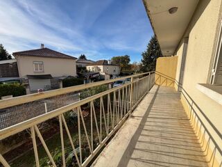  Appartement à louer 4 pièces 80 m²
