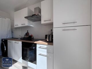  Appartement à louer 4 pièces 36 m²