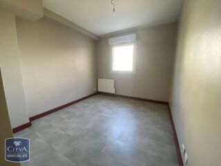  Appartement à louer 2 pièces 48 m²