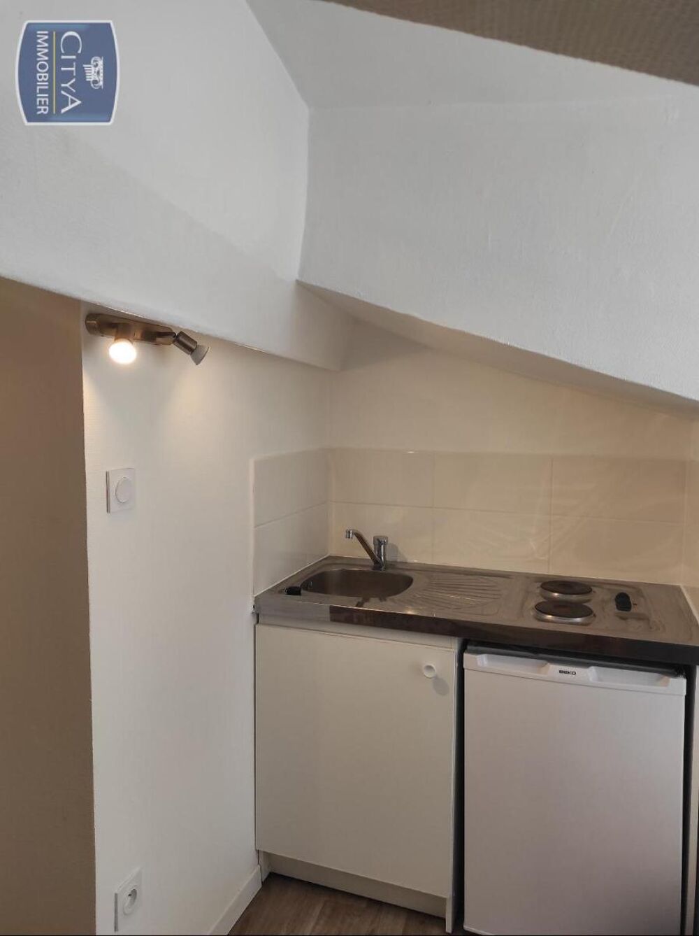 location Appartement - 1 pièce(s) - 10 m² Lyon 2