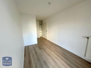  Appartement à louer 3 pièces 63 m²