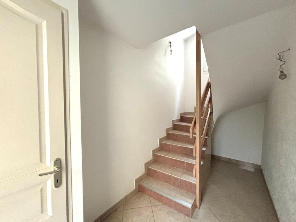 location Maison - 3 pièce(s) - 72 m² Montbéliard (25200)