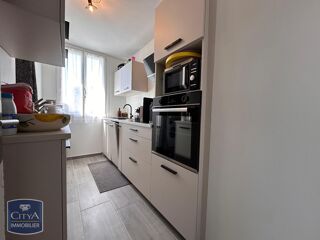  Appartement à louer 3 pièces 53 m²