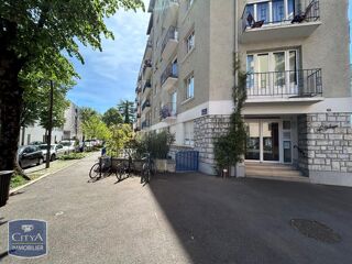  Appartement à louer 2 pièces 31 m²