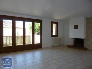  Appartement à louer 4 pièces 103 m²