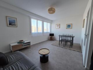  Appartement à louer 1 pièce 27 m²
