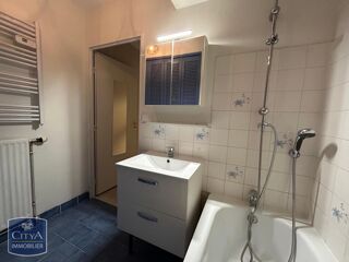  Appartement à louer 1 pièce 41 m²