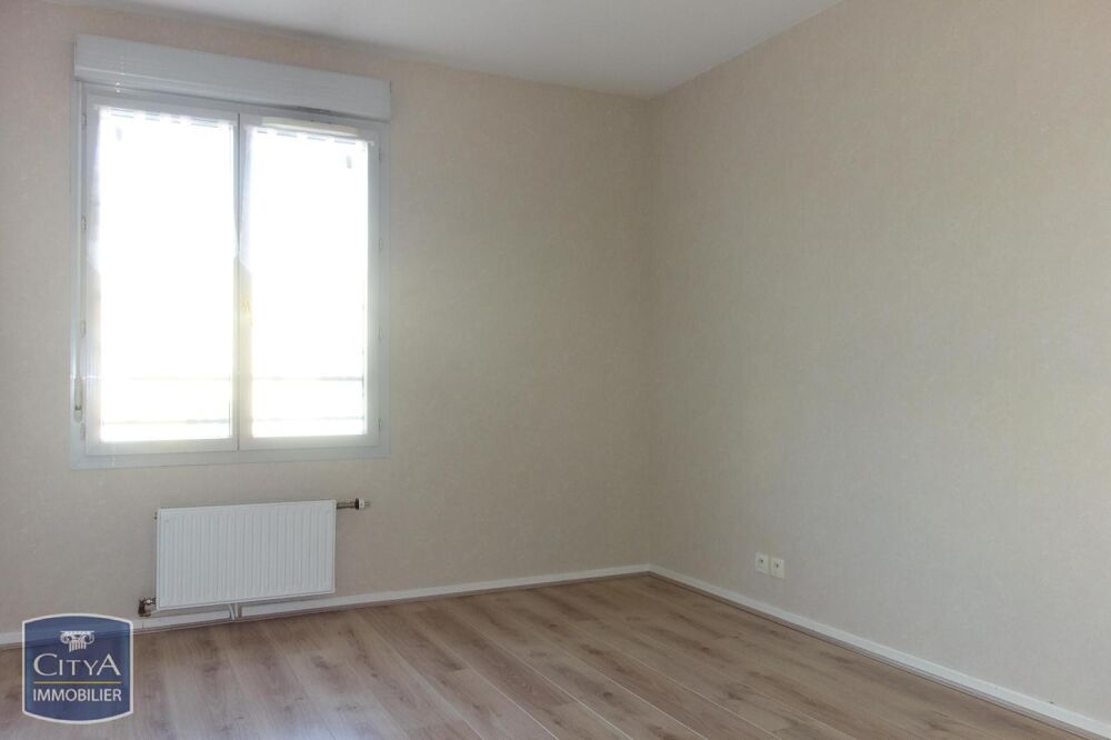 location Appartement - 3 pièce(s) - 66 m² Mâcon (71000)