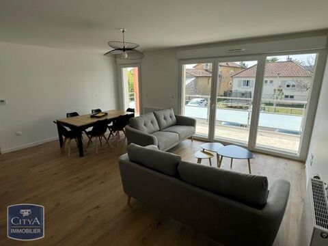   Location Appartement Appartement - 4 pièce(s) - 81 m²