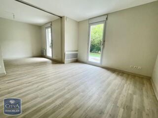  Appartement à louer 1 pièce 35 m²