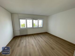  Appartement à louer 3 pièces 89 m²